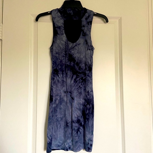 ✨FASHION NOVA Blue Marsha Tie Dye Dress 👗 ✨ (XS) - Picture 3 of 7